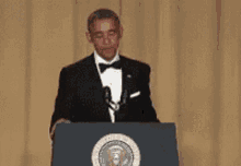 Mic Drop Barack Obama GIF - Mic Drop Barack Obama Barack Mic Drop GIFs