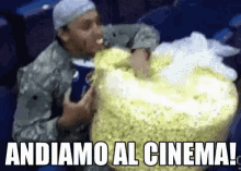 Cinema Film GIF - Cinema Film Andiamo Al Cinema GIFs