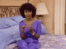Huxtable Claire GIF - Huxtable Claire Unbothered GIFs