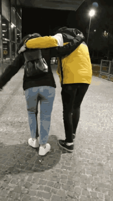 Walking Arm In Arm Gif Walking Arm In Arm Besties Discover Share Gifs