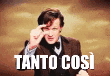 Tanto Così Così Poco Manca Tanto Così Doctor Who GIF - Eleventh Doctor This Close This Little GIFs