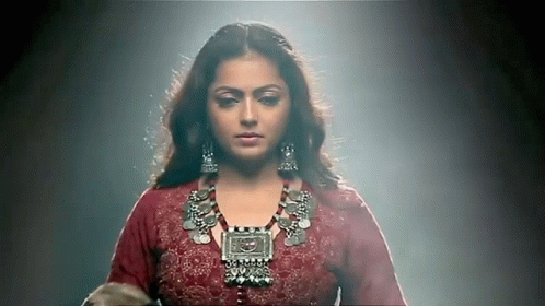 Drashtidhami Khanzada GIF - Drashtidhami Khanzada The Empire - Discover &  Share GIFs