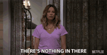 Theres Nothing In There Jolie Jenkins GIF - Theres Nothing In There Jolie Jenkins Jennifer Cooper GIFs