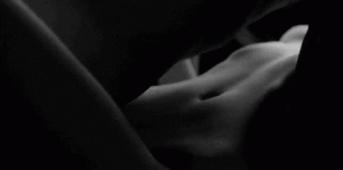 couple,love,Make Out,intimate,passionate,kissing,romance,gif,animated gif,g...