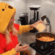 Pouring Cheese Kristin Chenoweth GIF - Pouring Cheese Kristin Chenoweth Cooking GIFs