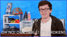Oh No Our Table GIF - Oh No Our Table Its Broken GIFs