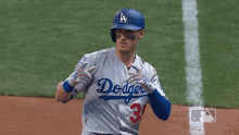 Dodgers Baseball GIF - Dodgers Baseball Point GIFs