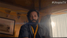 Look Closely Desmin Borges GIF - Look Closely Desmin Borges Wilson Wilson GIFs
