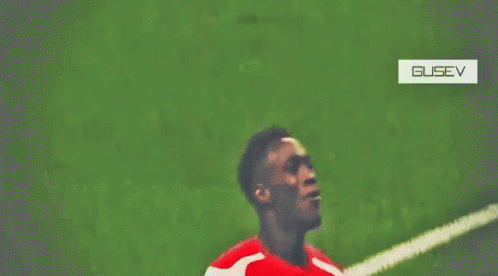 danny-welbeck-excited.gif