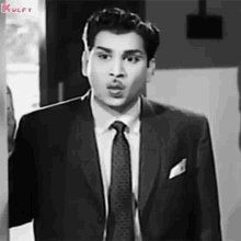 whistele anr gif gundamma katha movie hi