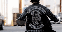 Catch Ya Later GIF - Sons Of Anarchy California Motorcycle GIFs