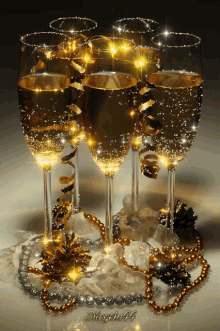 Buék Champagne GIF - Buék Champagne Cheers GIFs