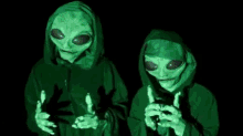 Aliens Creep GIF - Aliens Creep GIFs