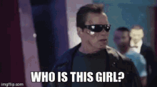 Arnold Schwarzenegger Who Is This Girl GIF - Arnold Schwarzenegger Who Is This Girl Justin Bieber GIFs