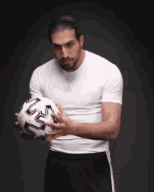 Emre Can Can GIF - Emre Can Can Hecbellerin GIFs