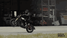 Wheelie Stunt GIF - Wheelie Stunt 2019indian Ftr1200s GIFs