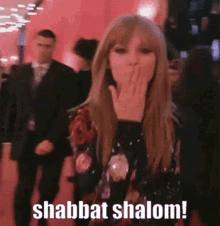 Orchuck Taylor Swift GIF - Orchuck Taylor Swift Shabbat Shalom GIFs