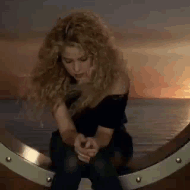 Beautiful Girl GIF Beautiful Girl Shakira Discover & Share GIFs