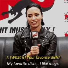 Demi Lovato Favorite Dish GIF - Demi Lovato Favorite Dish Mug GIFs