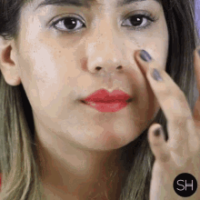 Apply Makeup Freckles GIF - Apply Makeup Freckles Faux Freckles GIFs