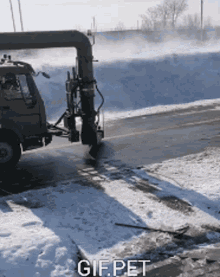 gif pet road clearing the road ice water jets