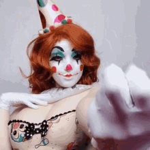 Clown Girl Marshmallowmaximus GIF - Clown Girl Marshmallowmaximus Come To Me GIFs