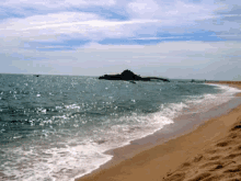 Deniz Kenarı GIF - Deniz Kenari Sahil Dalga GIFs