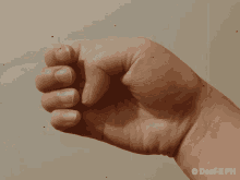 Ehhh Hand GIF - Ehhh Hand Sign Language GIFs