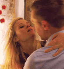 Tom Hardy Reese Witherspoon GIF - Tom Hardy Reese Witherspoon Foksrun GIFs