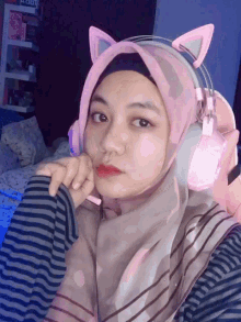 streamer hijab