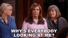 Whys Everybody Looking At Me Bonnie Plunkett GIF - Whys Everybody Looking At Me Bonnie Plunkett Allison Janney GIFs