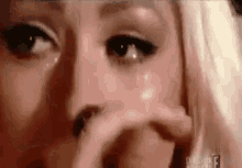 Christina Aguilera Cry GIFs | Tenor