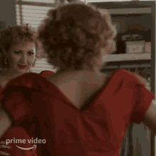 turn around nina arianda being the ricardos look at your back look behind you turn around nina arianda being the ricardos look at your back look behind you