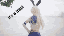 Trap Cosplay GIF - Trap Cosplay Pose GIFs