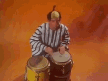 playing conga conga drums beat tapping