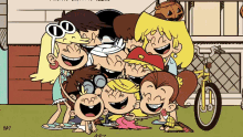 Snap A Pic GIF - Loud House Group Picture Happy GIFs