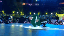 Breakdancing Elbow Spin GIF - Breakdancing Elbow Spin Headspin GIFs
