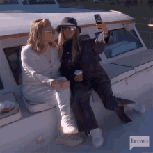 Selfie Real Housewives Of Beverly Hills GIF - Selfie Real Housewives Of Beverly Hills Lets Take A Picture GIFs