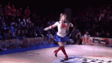 vouging dance knee drop head bang vouging dance knee drop head bang