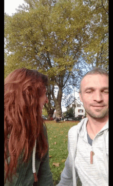 amma influance tongue out couple