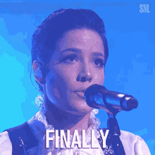 Finally Halsey GIF - Finally Halsey Saturday Night Live GIFs