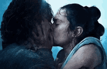 Reylo Reylo Kiss GIF - Reylo Reylo Kiss The Rise Of Skywalker GIFs