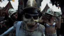Scary Face Halloween Costume GIF - Scary Face Halloween Costume Circus GIFs