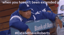 Extend Dave Roberts Dodgers GIF - Extend Dave Roberts Dave Roberts Dodgers GIFs