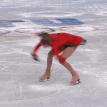 spinning team figure skating yulia lipnitskaya russia one foot spin