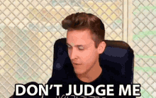 Dont Judge Me Red Falcon GIF - Dont Judge Me Red Falcon Gamer GIFs