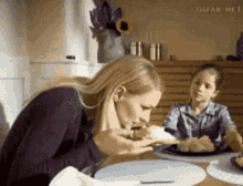 Prank Mother And Daughter GIF - Prank Mother And Daughter Smell It GIFs