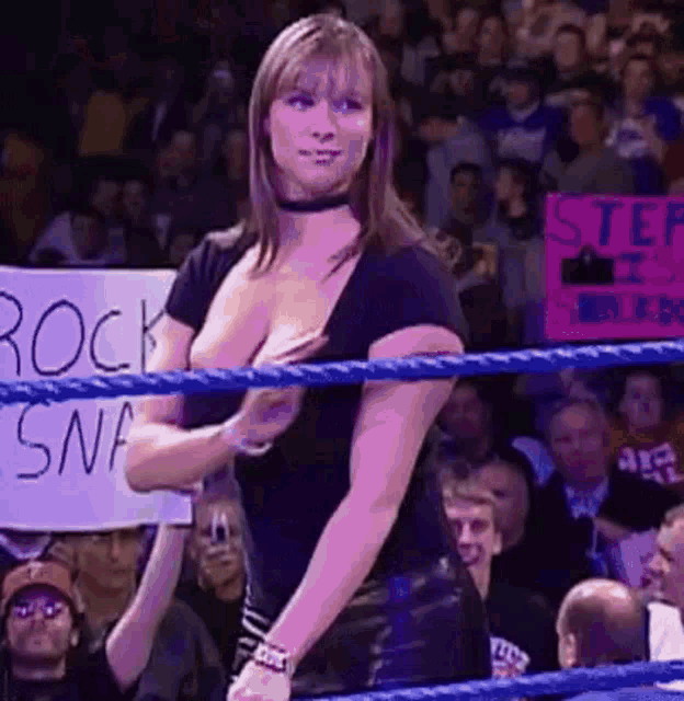 Sexy photos mcmahon stephanie Stephanie McMahon