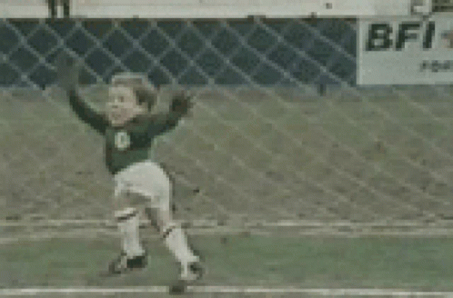 goalkeeper-toddler.gif