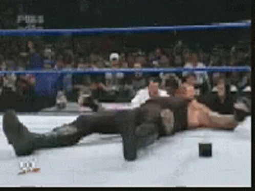 Undertaker Still Alive GIF - Undertaker Still Alive Back From The Dead - Discover & Share GIFs